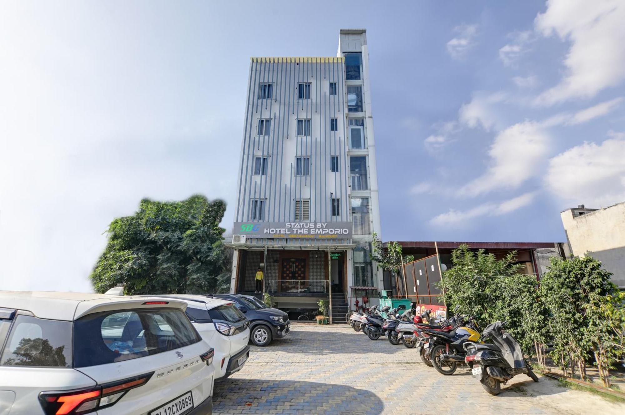 Status By Hotel The Emporio 加济阿巴德 外观 照片