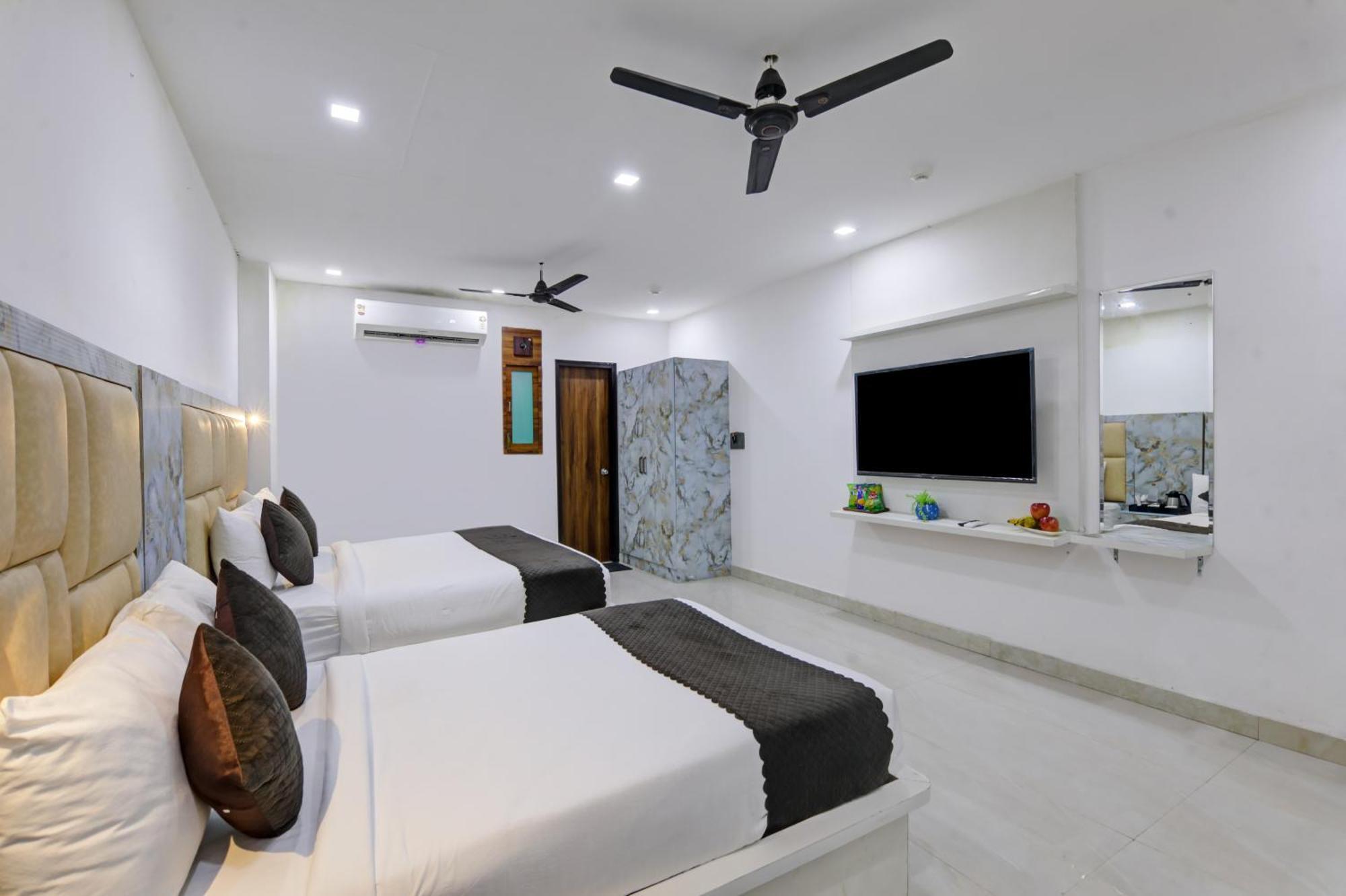 Status By Hotel The Emporio 加济阿巴德 外观 照片