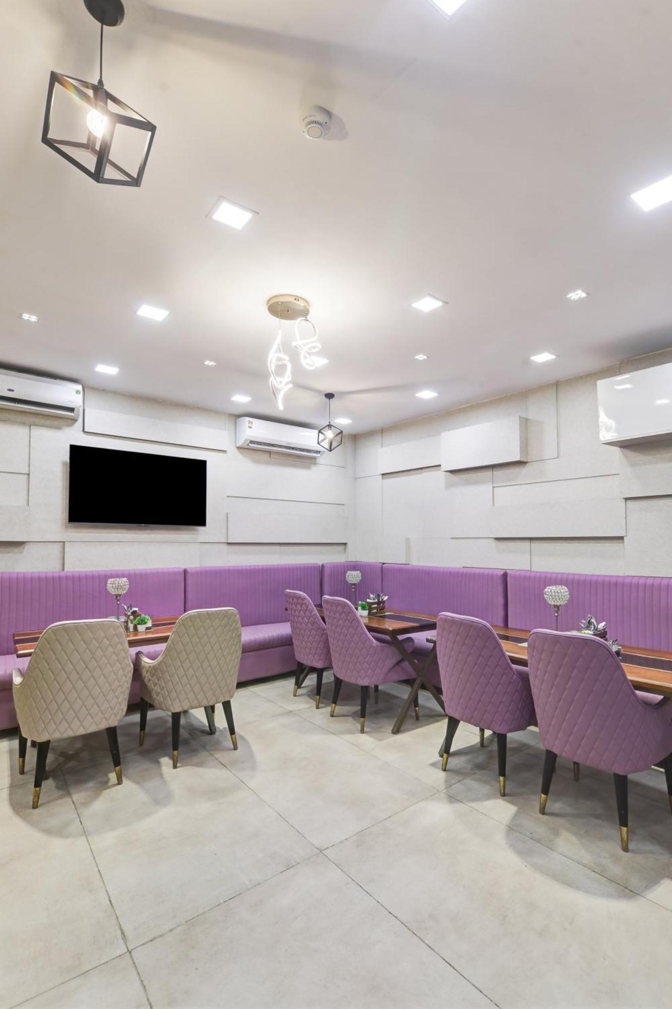 Status By Hotel The Emporio 加济阿巴德 外观 照片