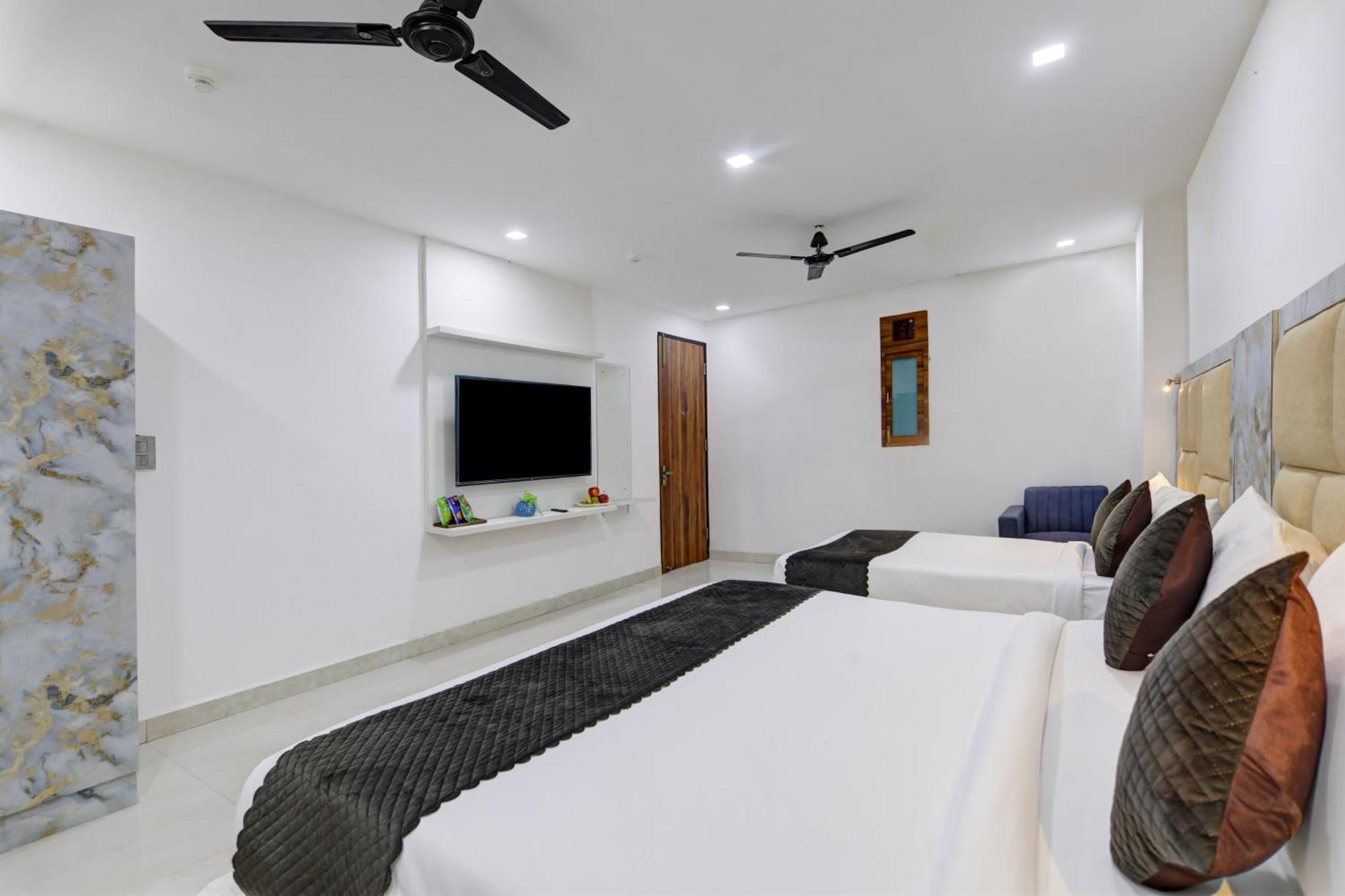 Status By Hotel The Emporio 加济阿巴德 外观 照片